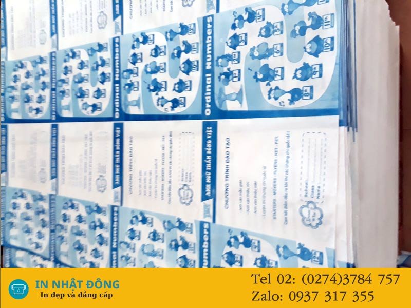 xưởng sản xuất tập vở Nhật Đông chuẩn bị giấy in