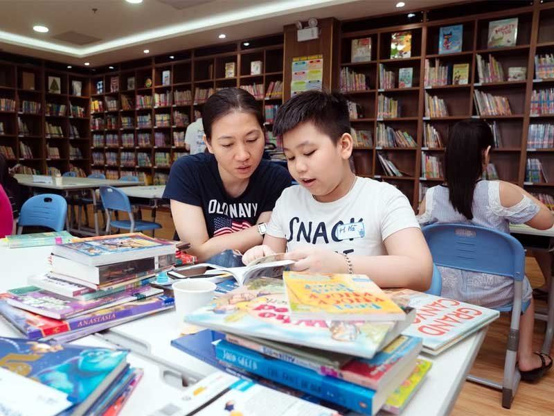 Sách vở sạch sẽ tạo ấn tượng tốt trong môi trường học tập