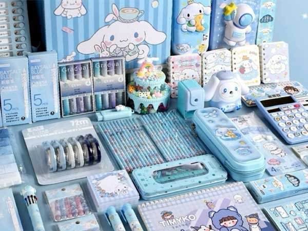 Đồ dùng học tập có nhiều công dụng khác nhau nhưng đều giúp em học tập tốt lên